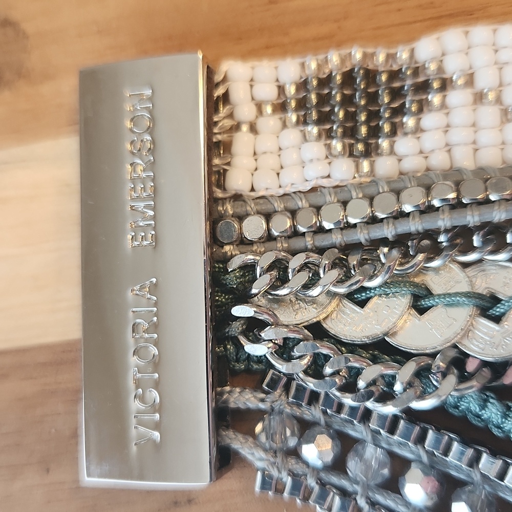 Victoria Emerson Silver and White Apple Watchband - Picture 4 of 8